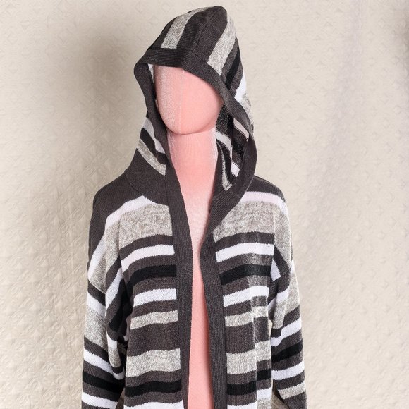 NWT Gray & White Stripe Hooded Cardigan - 2x - Picture 3 of 5